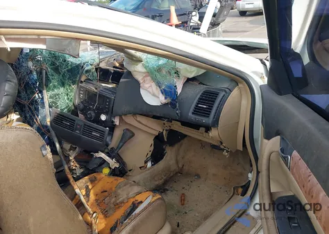 2004 Honda Accord 3.0 Ex from USA, damaged, VIN 1HGCM826X4A005175